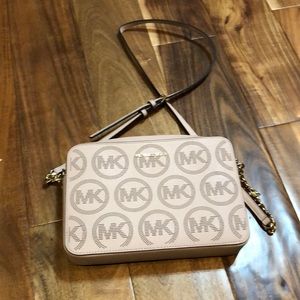 Michael Kors blush cross body